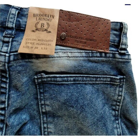 Brooklyn Laundry Jeans Womens Distressed Streetwear Size 30/32  NWT    JH773 - Picture 7 of 7